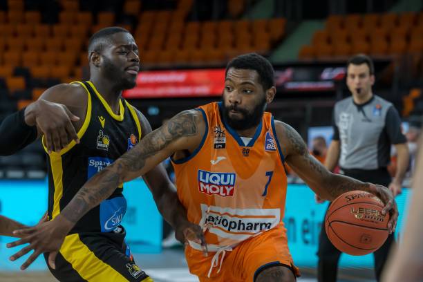 长在逆境中 长在逆境中