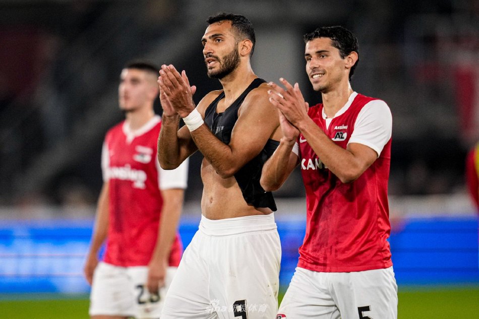 重新调整自 重新调整自